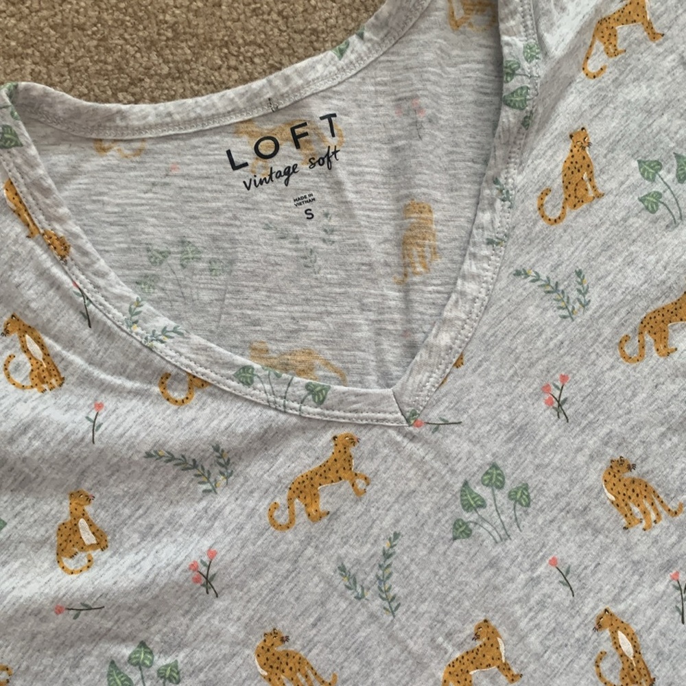 LOFT vintage tee - Picture 2 of 6